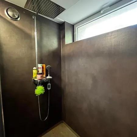 Ravissante Avec Jacuzzi