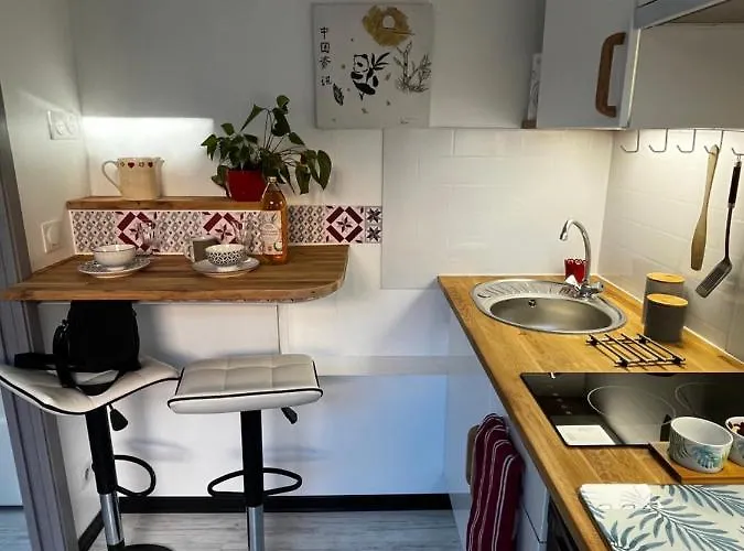 Ravissante Avec Jacuzzi Daire *